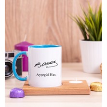 Hediye Dükkanı Kişiye Özel  Atatürk Imzalı Ahşap Altlıklı Mumlu Mavi Kupa Bardak