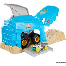 Hot Wheels® Monster Trucks Fırlatıcı Oyun Seti Serisi Monster Truck Aracı ve 1:64 ölçekli Hot Wheels® araba içerir 4 yaş ve üzeri GKY03