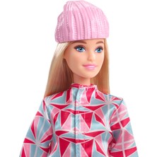Barbie® Snowboard Sporcusu Bebek (30 cm); ceket; pantolon; atkı; kask; snowboard tahtası ve kupa; 3 yaş ve üzeri HCN32