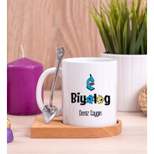 Hediye Dükkanı Kişiye Özel  Biyolog Ahşap Altlıklı Kaşıklı Beyaz Kupa Bardak