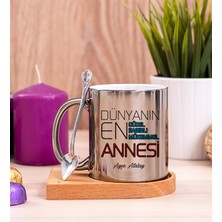 Hediye Dükkanı Kişiye Özel  Dünyanın En Iyi Annesi Ahşap Altlıklı Kaşıklı Silver Kupa Bardak