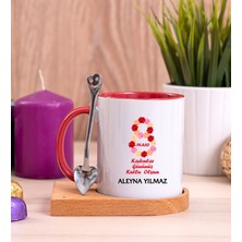 Hediye Dükkanı Kişiye Özel  Kadınlar Günü Hediyesi Ahşap Altlıklı Kaşıklı Kırmızı Kupa Bardak