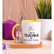 Hediye Dükkanı Kişiye Özel  Öğretmen Ahşap Altlıklı Kaşıklı Sarı Kupa Bardak