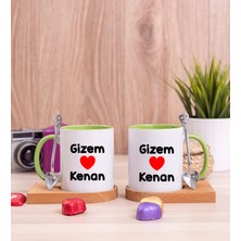 Hediye Dükkanı Kişiye Özel Sevgililere Özel Isim Yazılı Ikili Ahşap Altlıklı Yeşil Kupa Bardak