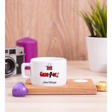 Hediye Dükkanı Kişiye Özel  Gazeteci Ahşap Altlıklı Mumlu Fincan