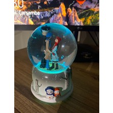 Yuppi Sevgili Çift Sokak Lambası Işıklı Müzikli Kar Küresi