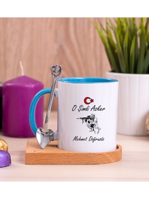 Hediye Dükkanı Kişiye Özel  Askere Hediye Ahşap Altlıklı Kaşıklı Mavi Kupa Bardak