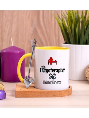 Hediye Dükkanı Kişiye Özel  Fizyoterapist Ahşap Altlıklı Kaşıklı Sarı Kupa Bardak
