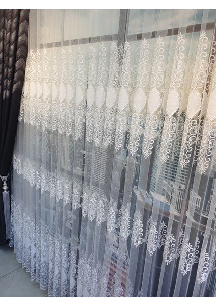 Lüks Tül Perde Brode 4 Işlem Beyaz Rengi - Pile 1e 2.,5 Sıklığı . modelleri