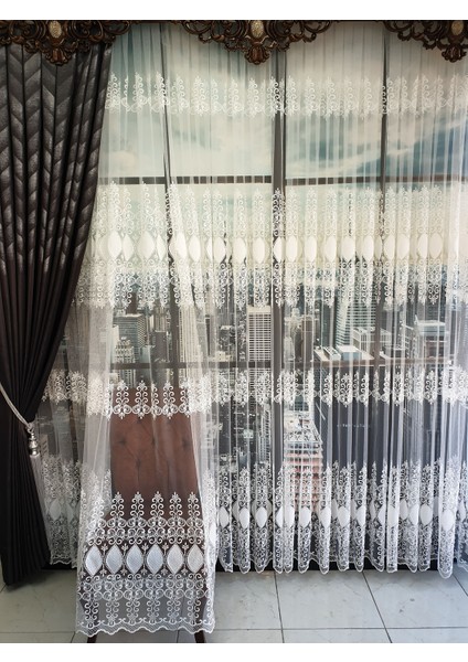 Lüks Tül Perde Brode 4 Işlem Beyaz Rengi - Pile 1e 2.,5 Sıklığı . fırsatları