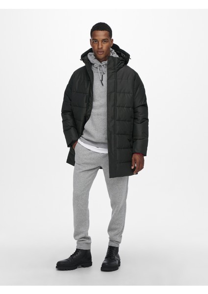 Carl Long Quilted Coat Otw Erkek Siyah Mont 22020156-02 fiyatları