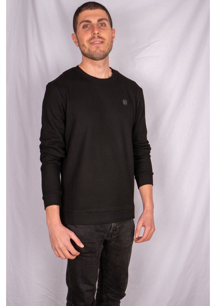 Siyah Renk Siyah Çizgi Detaylı Erkek Sweatshirt fiyatları