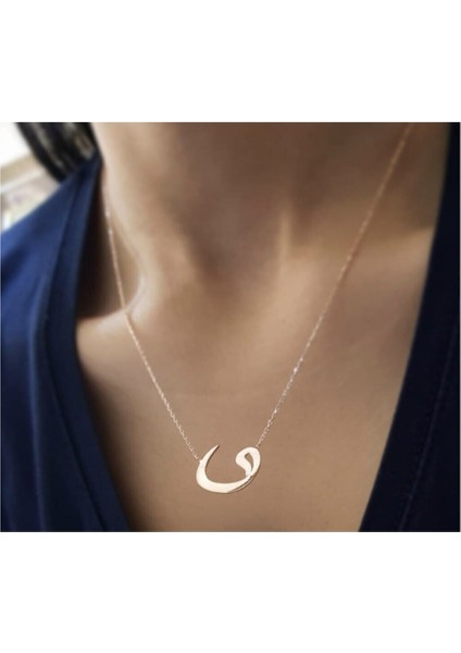 Kadın 925 Ayar Gümüş Rose Kaplama Vav Model Kolye