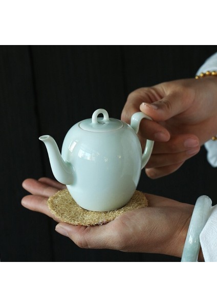 Basit El Yapımı Mini Çaydanlık Gölge Yeşil Sır Beyaz Seramik Çaydanlık Zaman Filtre Çaydanlık Çay Su Isıtıcısı Çay Demlik Kung Fu Çay Seti | Çaydanlıklar (Yurt Dışından) fiyatları