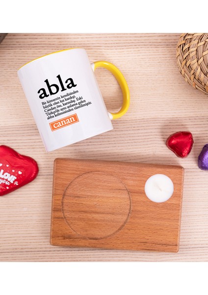 Kişiye Özel Abla Kelime Anlamı Ahşap Altlıklı Mumlu Sarı Kupa Bardak fiyatları