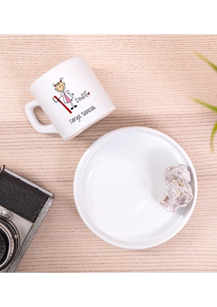 Kişiye Özel Bayan Diş Hekimi Karikatürü Concept Türk Kahvesi Fincanı fiyatları