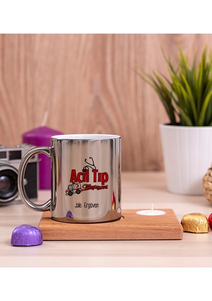 Kişiye Özel Acil Tıp Teknisyeni Ahşap Altlıklı Mumlu Silver Kupa Bardak