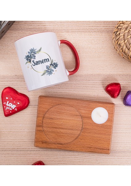 Kişiye Özel Çiçek Desenli Isme Özel Ahşap Altlıklı Mumlu Kırmızı Kupa Bardak fiyatları