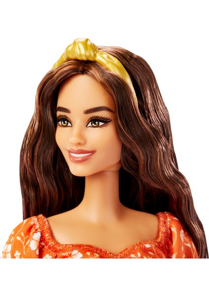 Fashionistas Bebek No. 182, Uzun Ve Dalgalı Koyu Renk Saçlı, Saç Bandı, Fırfır Detaylı Ve Çiçek Desenli Turuncu Elbise, Topuklu Ayakkabı, 3-8 Yaş Arası Hbv16 modelleri