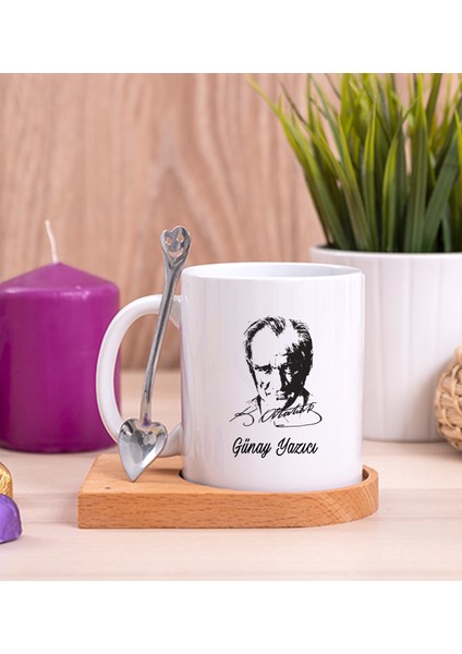 Kişiye Özel Atatürk Siluetli Ahşap Altlıklı Kaşıklı Beyaz Kupa Bardak