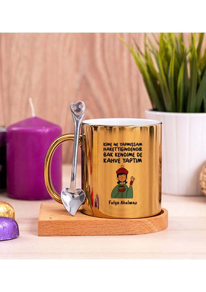 Kişiye Özel Bak Kendime De Kahve Yaptım Ahşap Altlıklı Kaşıklı Gold Kupa Bardak