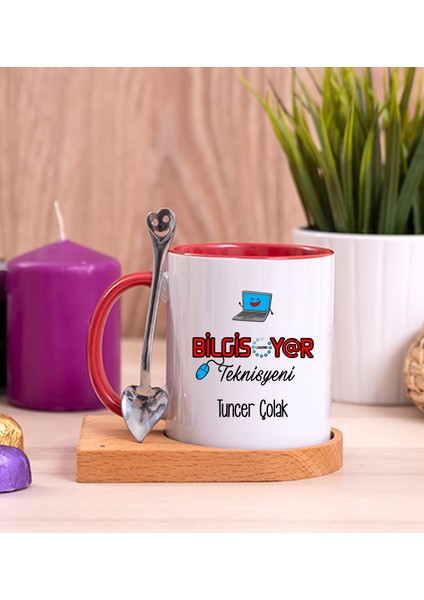 Kişiye Özel Bilgisayar Teknisyeni Ahşap Altlıklı Kaşıklı Kırmızı Kupa Bardak
