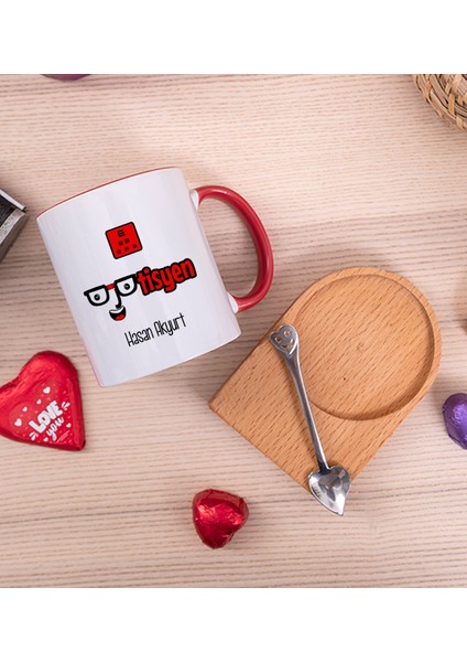 Kişiye Özel Optisyen Ahşap Altlıklı Kaşıklı Kırmızı Kupa Bardak fiyatları