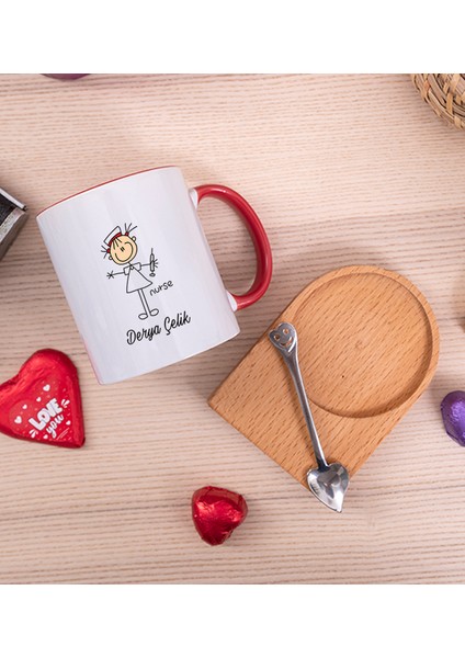 Kişiye Özel Hemşire Karikatürü Ahşap Altlıklı Kaşıklı Kırmızı Kupa Bardak fiyatları