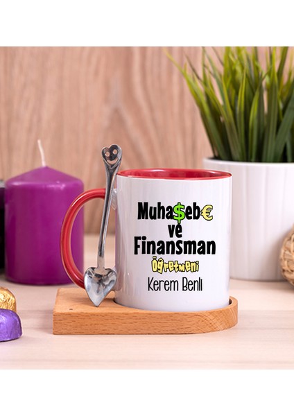 Kişiye Özel Muhasebe ve Finansman Öğretmeni Ahşap Altlıklı Kaşıklı Kırmızı Kupa Bardak