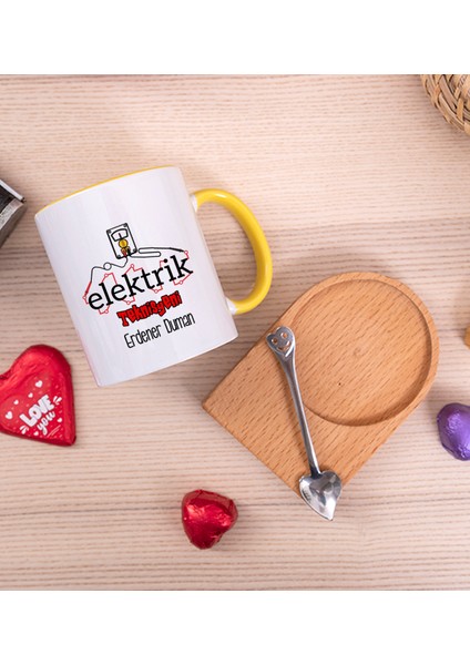 Kişiye Özel Elektrik Teknisyeni Ahşap Altlıklı Kaşıklı Sarı Kupa Bardak fiyatları