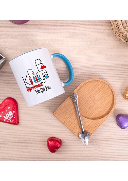 Kişiye Özel Kimya Öğretmeni Ahşap Altlıklı Kaşıklı Mavi Kupa Bardak fiyatları