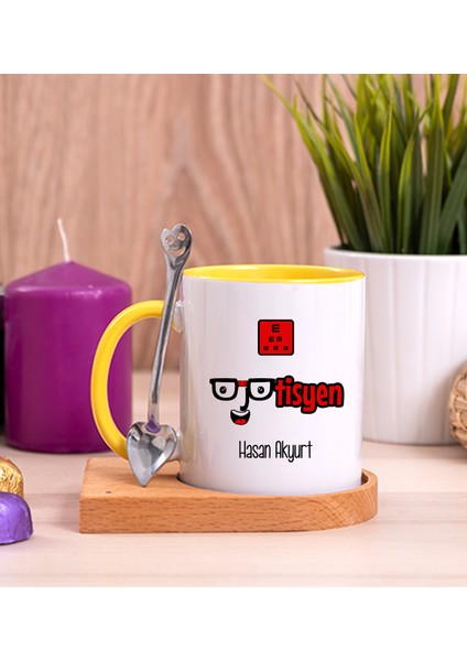 Kişiye Özel Optisyen Ahşap Altlıklı Kaşıklı Sarı Kupa Bardak