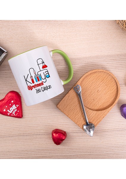 Kişiye Özel Kimya Öğretmeni Ahşap Altlıklı Kaşıklı Yeşil Kupa Bardak fiyatları