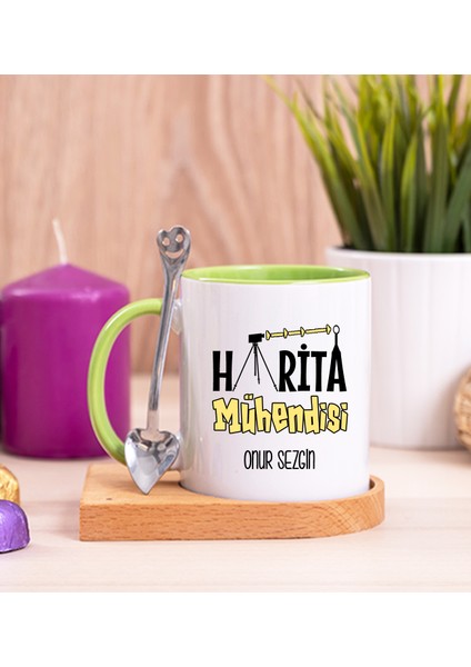 Kişiye Özel Harita Mühendisi Ahşap Altlıklı Kaşıklı Yeşil Kupa Bardak