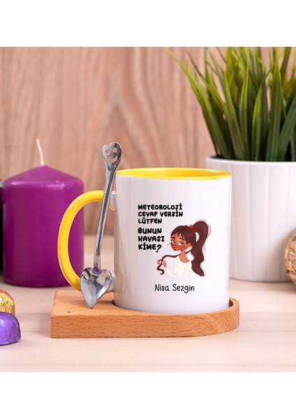 Kişiye Özel Bunun Havası Kime Ahşap Altlıklı Kaşıklı Sarı Kupa Bardak