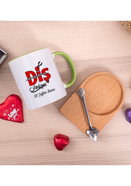 Kişiye Özel Diş Hekimi Ahşap Altlıklı Kaşıklı Yeşil Kupa Bardak fiyatları