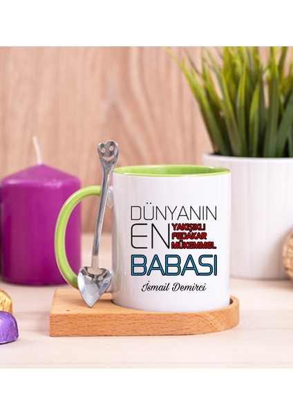 Kişiye Özel Dünyanın En Iyi Babası Ahşap Altlıklı Kaşıklı Yeşil Kupa Bardak