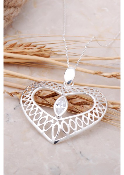 Taşlı Kalp Tasarım Gümüş Kolye 7501