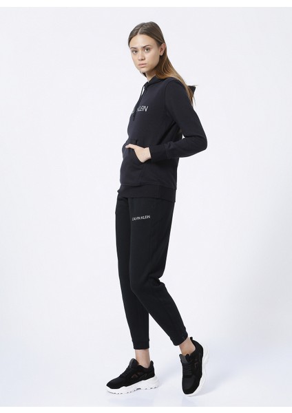 00GWF1W311PW - Hoodie Kapüşonlu Regular Fit Düz Siyah Kadın Sweatshirt