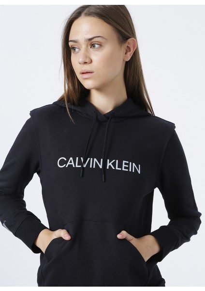 00GWF1W311PW - Hoodie Kapüşonlu Regular Fit Düz Siyah Kadın Sweatshirt