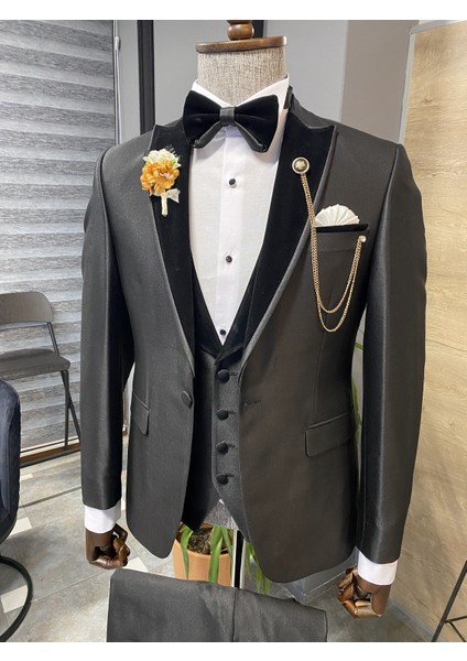 Kırlangıç Yaka Slim Fit Kadife Detaylı Smokin