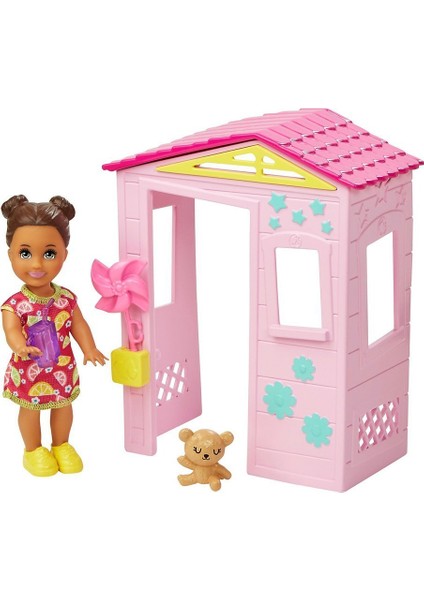 Barbie FXG94 Barbie Bebek Bakıcısı Temalı Oyun Setleri fiyatları