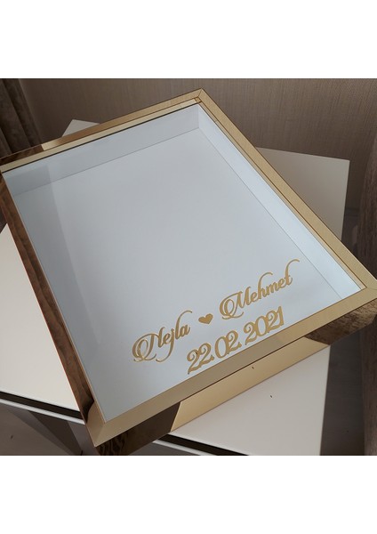 Isimli Pleksi Kaplı 40X50 cm 8 cm Derinlikli Yeni Trend Tasarım Anı Çerçevesi! fiyatları