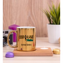 Hediye Dükkanı Kişiye Özel Radyoloji Teknikeri Ahşap Altlıklı Mumlu Gold Kupa Bardak