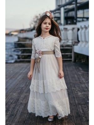 Mialora Exclusive Ekru, Bolerolu ve Taç Aksesuarlı Pamuk Dantelli Vintage Elbise.