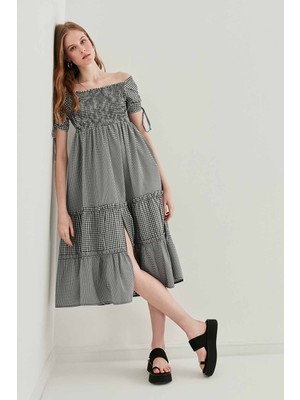 Vitrin Kollar Büzmeli Gipeli Country Elbise