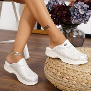 Nur Medikal Giyim Beyaz Gümüş Klasik Sabo Terlik