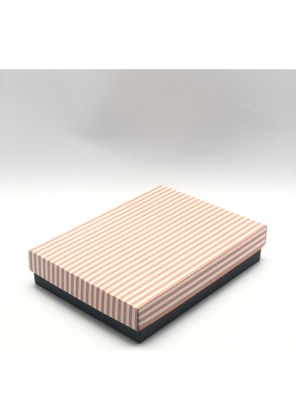 22X30X6 12'li Ara Bölmeli Kutu (10 Adet) fiyatları