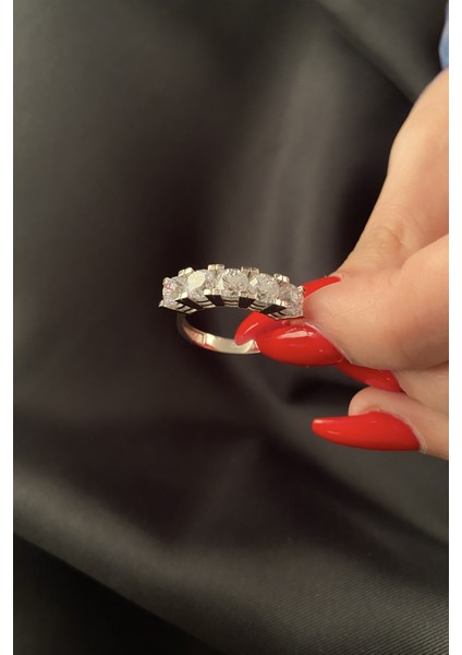 14 Ayar Altın Beştaş Yüzük 5 modelleri