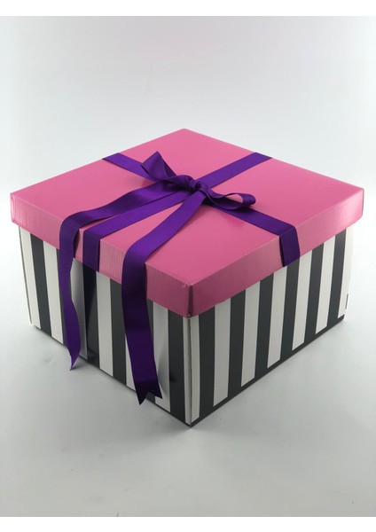 31X31X20 Desenli Pasta Kutusu (10 Adet) fiyatları